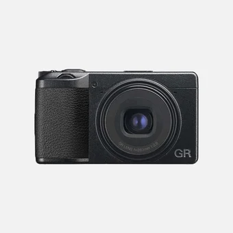 Save £100 on Ricoh GR IIIx Compact Camera