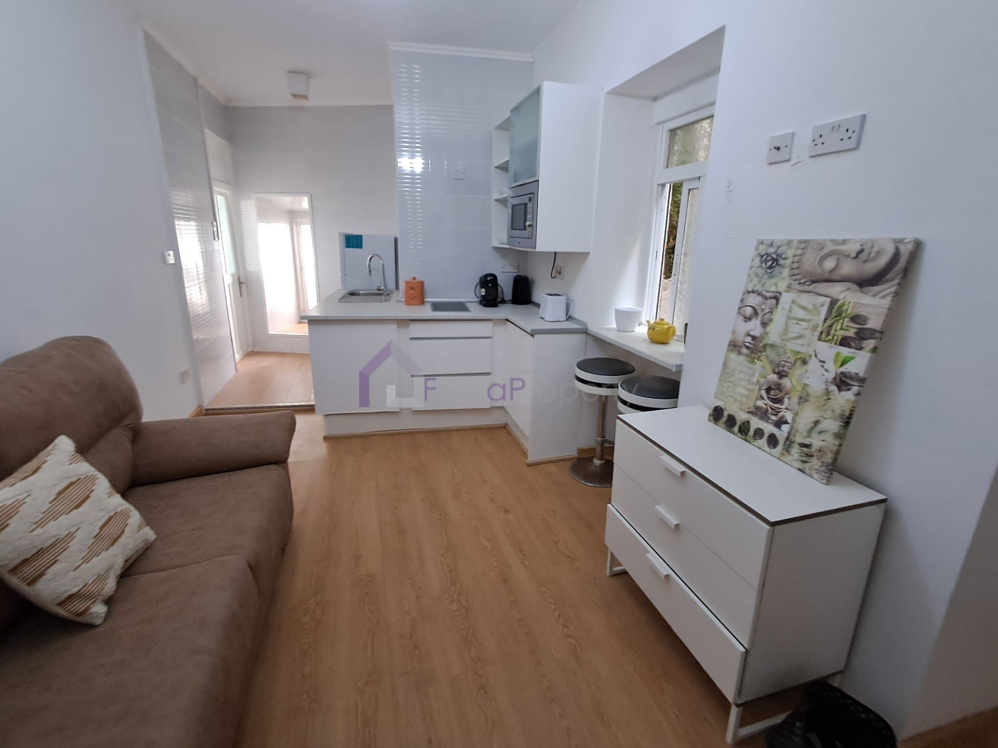1 bedroom apartment for sale town area gibraltar