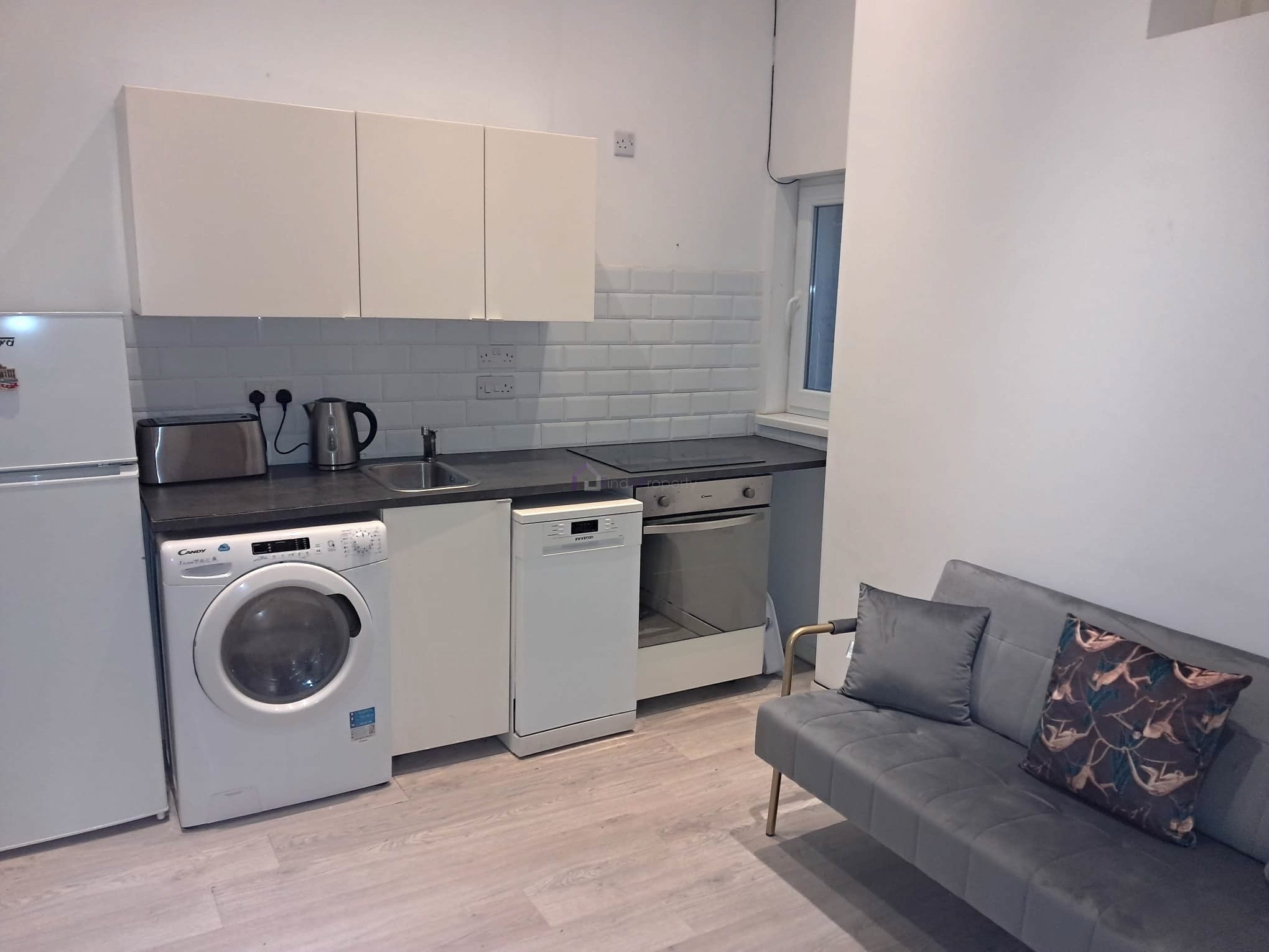 1 bedroom apartment for rent south district gibraltar