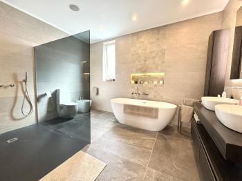 4 Bedroom Apartment for Sale, South District, Gibraltar