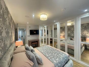 4 Bedroom Building for Sale, South District, Gibraltar
