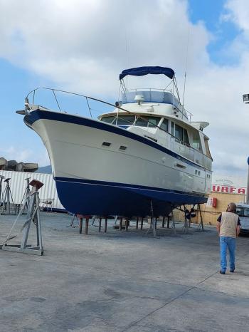 2 Bed Vessel for Sale