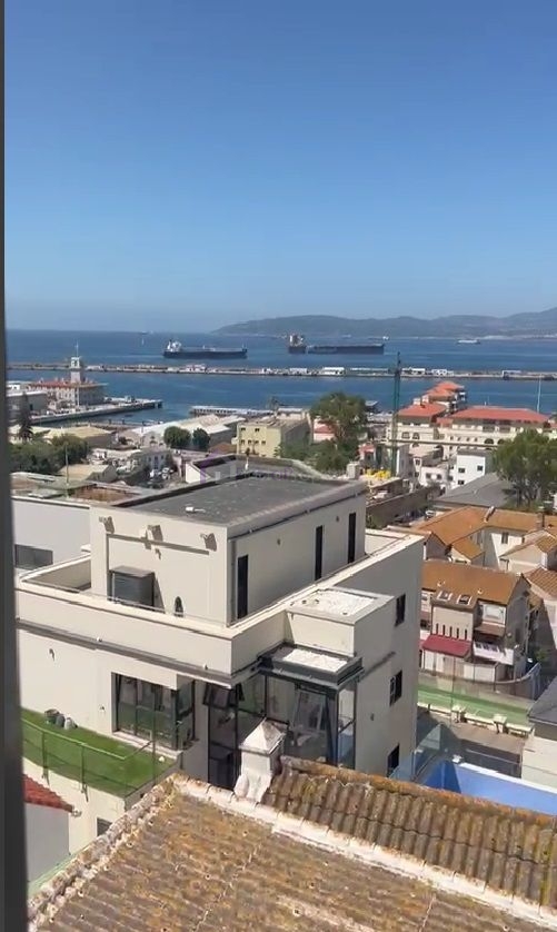 2 bedroom apartment for rent upper town gibraltar