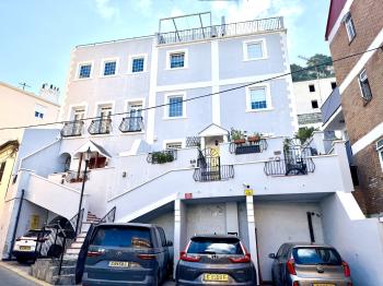 3 Bed Town House for Sale