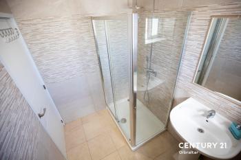 5 Bedroom Detached House for Sale, Upper Town, Gibraltar