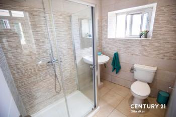 5 Bedroom Detached House for Sale, Upper Town, Gibraltar