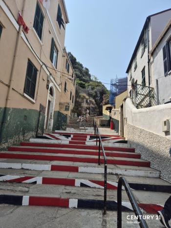 5 Bedroom Detached House for Sale, Upper Town, Gibraltar