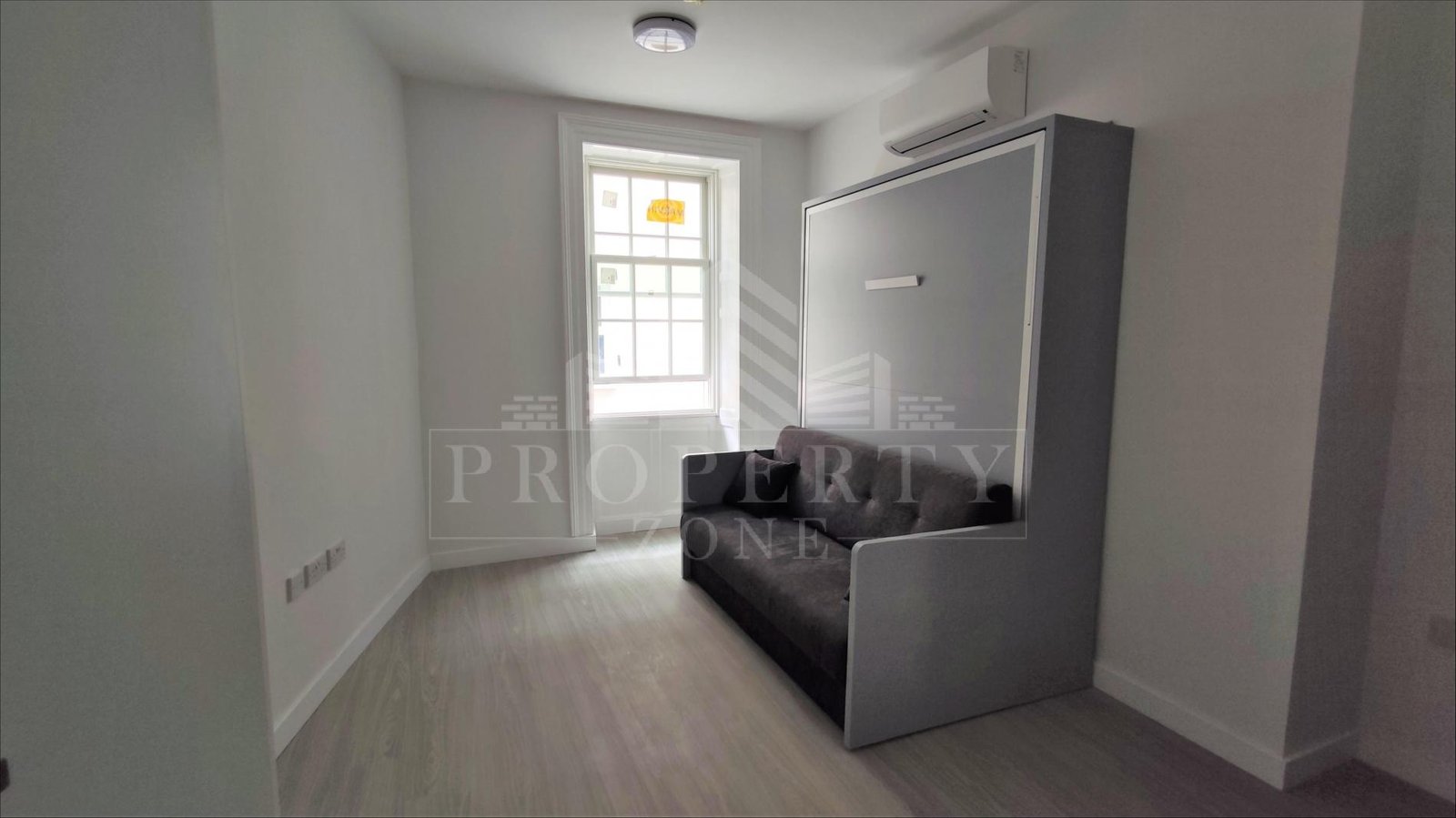 studio for rent town area gibraltar