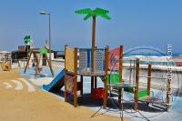 Parque infantil en la Playa de Levante, Gibraltar 