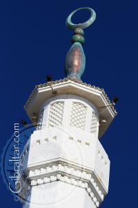 La luna creciente principal de la Mezquita en Gibraltar