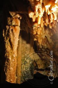 Daños sufridos en la Cueva Baja de San Miguel